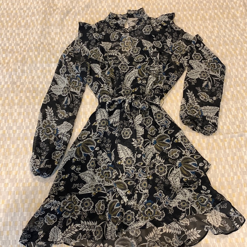 Bailey 44 black floral dress. Size 6